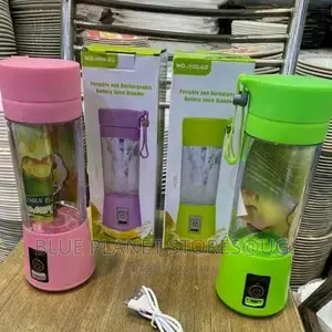Portable Rechargeable Juice Blenders With a Battery