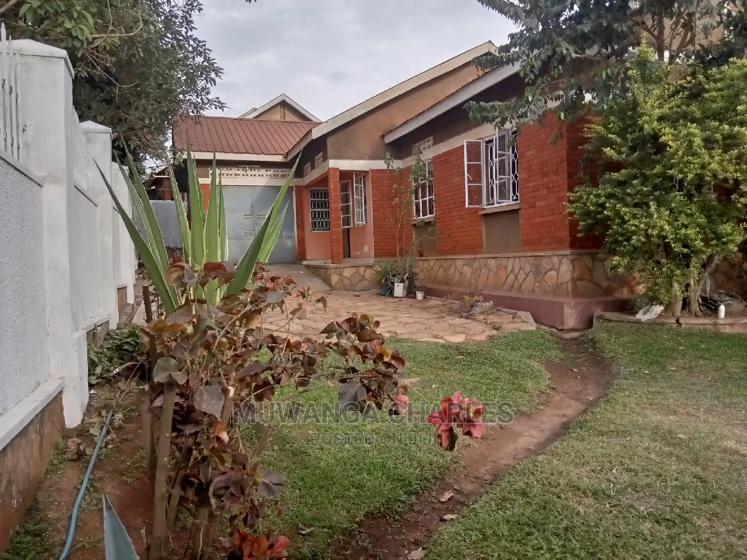 3bdrm Bungalow in Fs Properties Ltd, Central Division for Rent