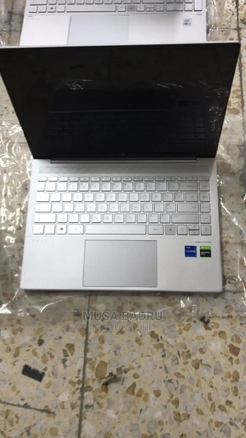 New Laptop HP Envy 15 8GB Intel Core I5 SSD 256GB