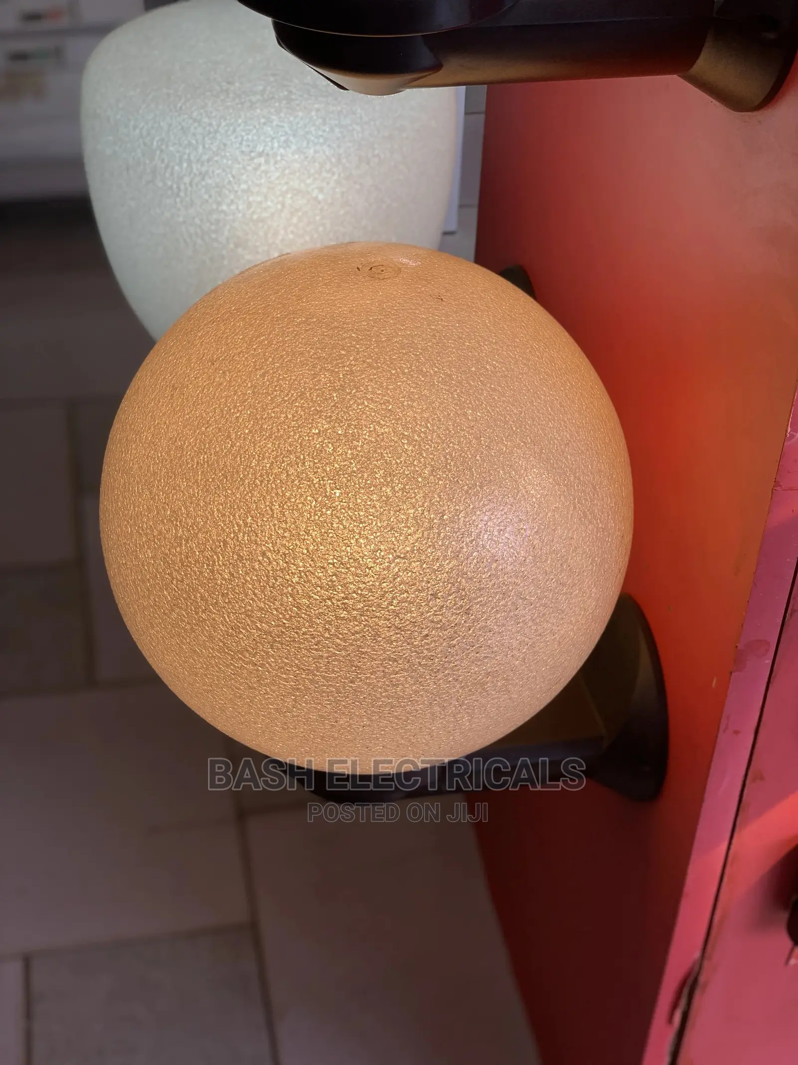 Round Wall Bracket