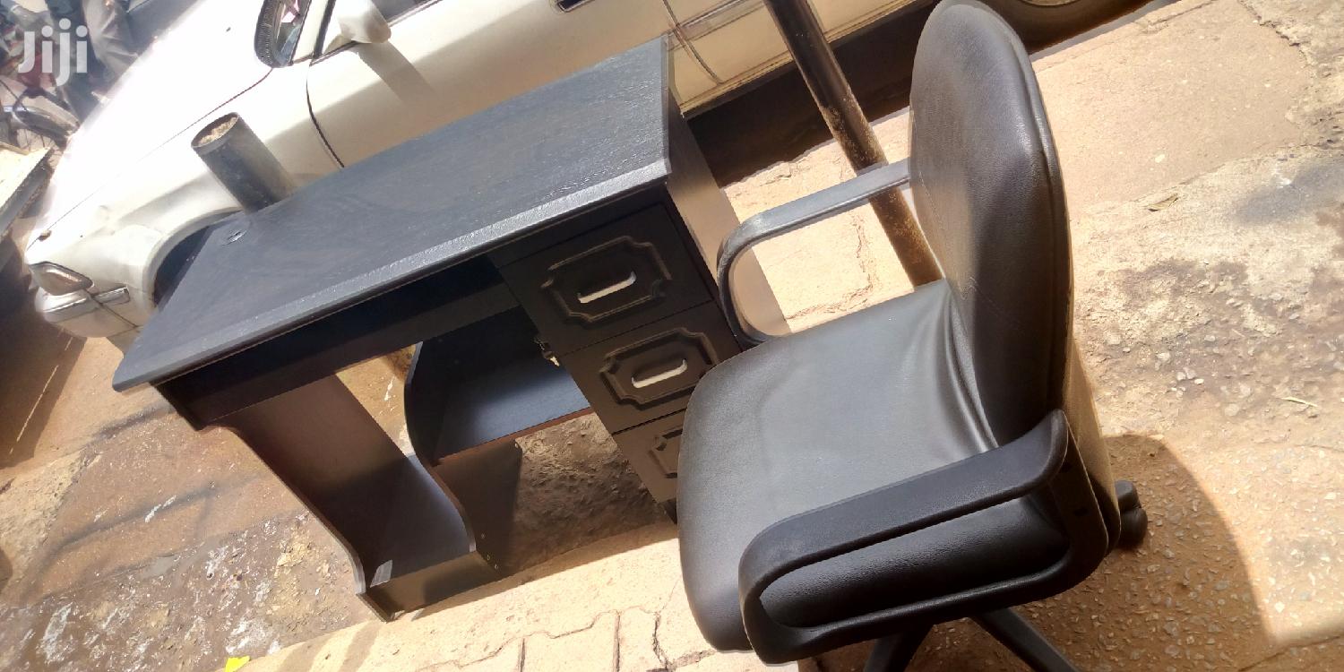 Aset of Table and Chair