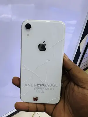 Apple iPhone XR 64 GB White