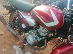 New TVS Apache 180 RTR 2015 Red