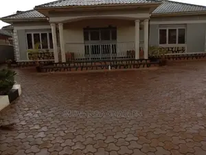 3bdrm House in Fs Properties Ltd, Central Division for rent