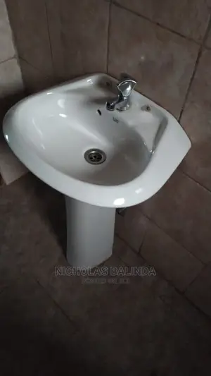 We Make Your Wash Rooms Look Clean and House as Usual