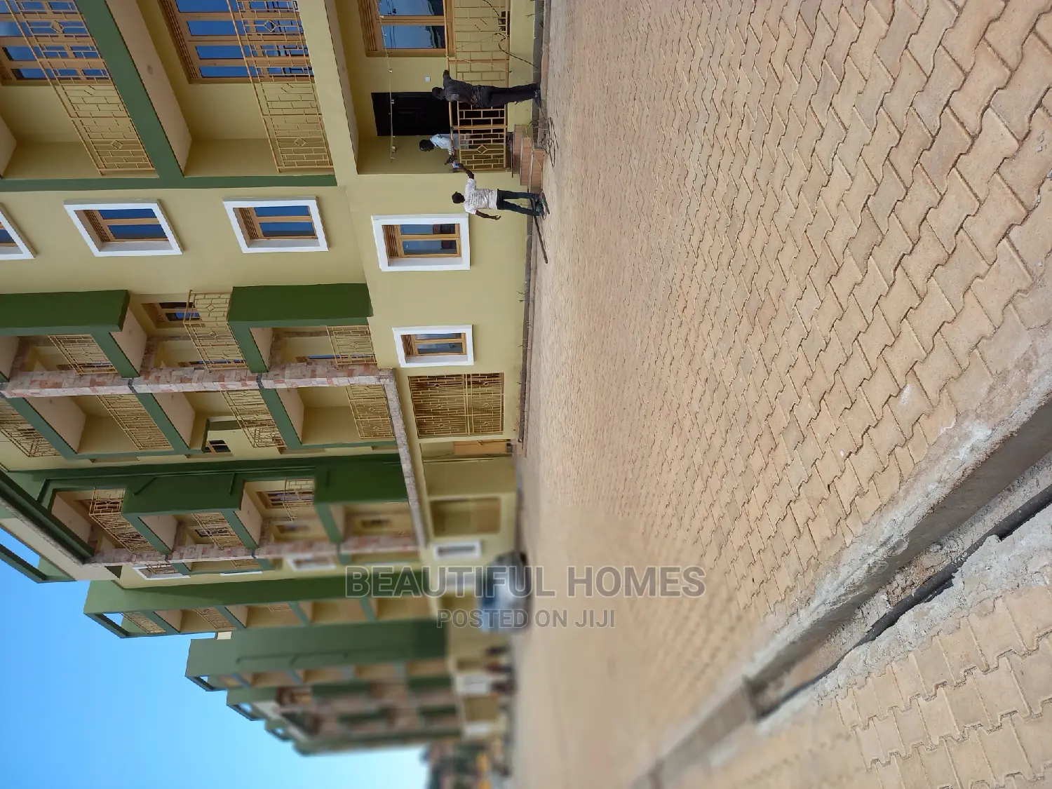 Furnished 2bdrm Condo in Bukoto, Central Division for Sale