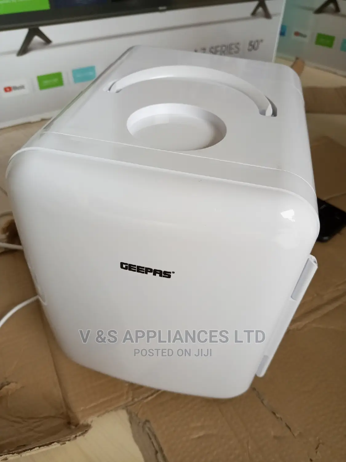 Geepas Mini Fridge