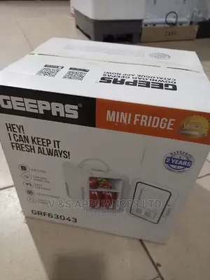 Geepas Mini Fridge