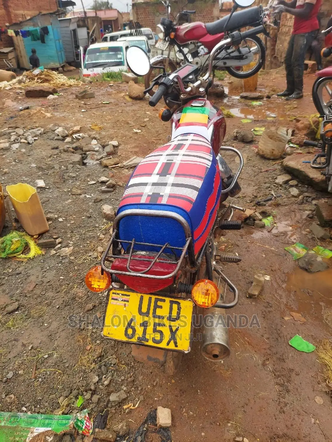 Bajaj RE 2019 Brown