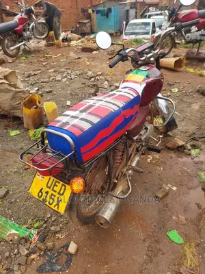 Bajaj RE 2019 Brown