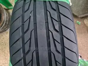 265/40r22 Low Profile Tyre