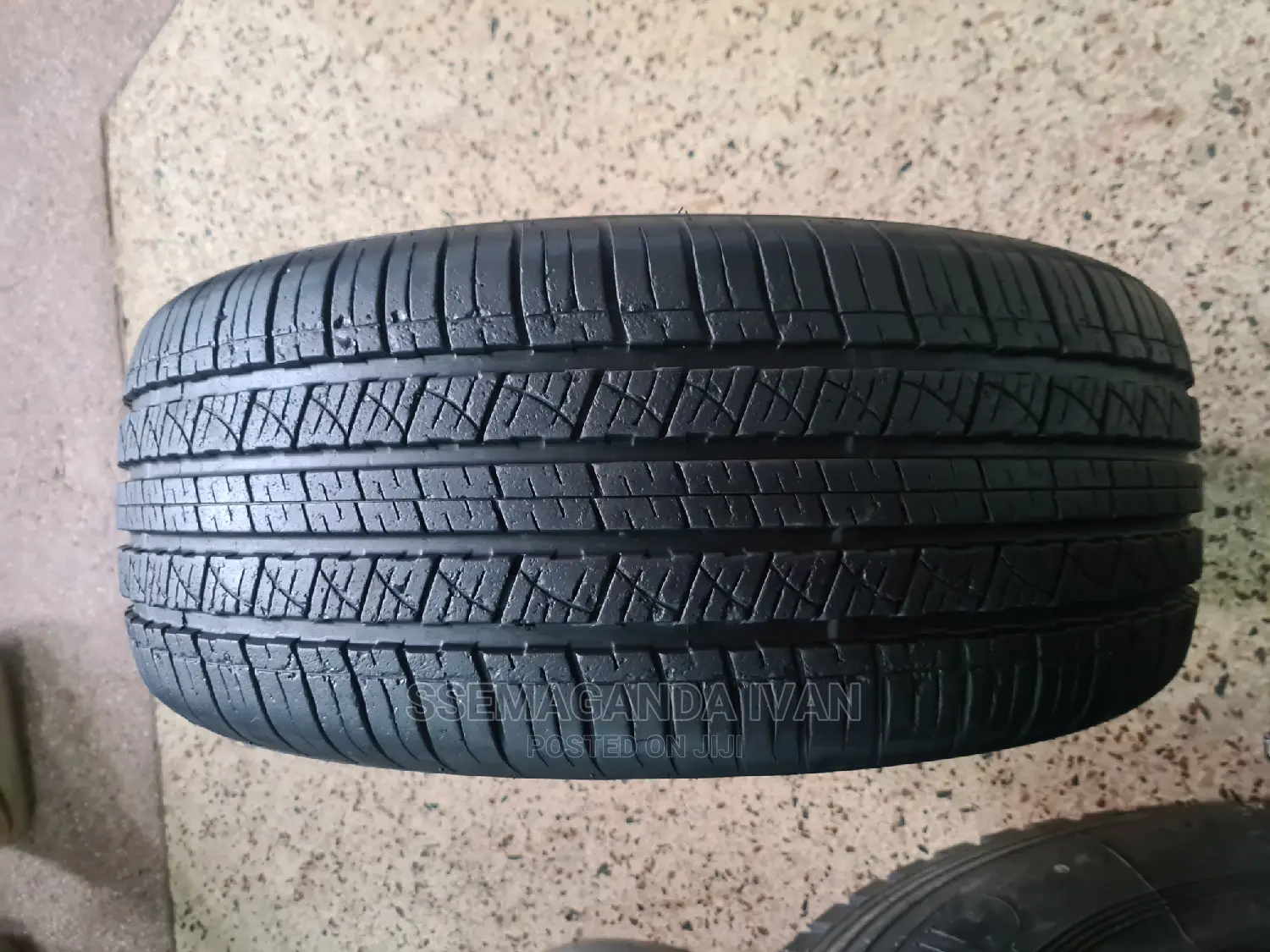 225/55r17 Second Hand Tire