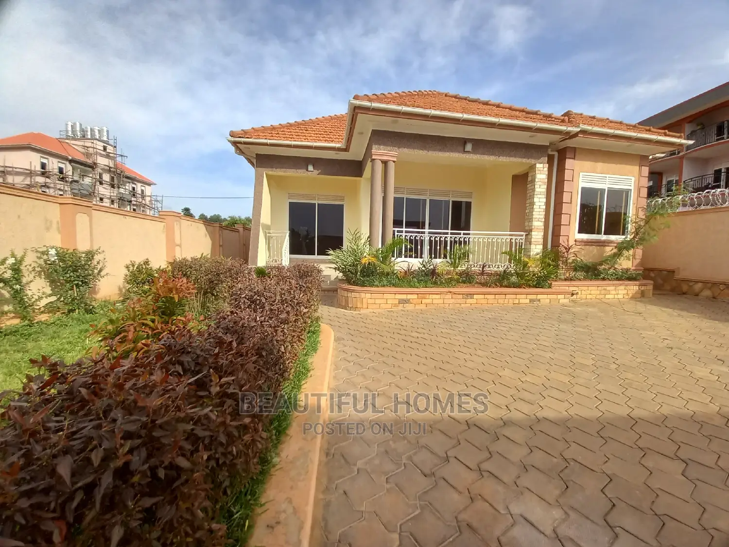 Furnished 4bdrm House in Kira for Sale
