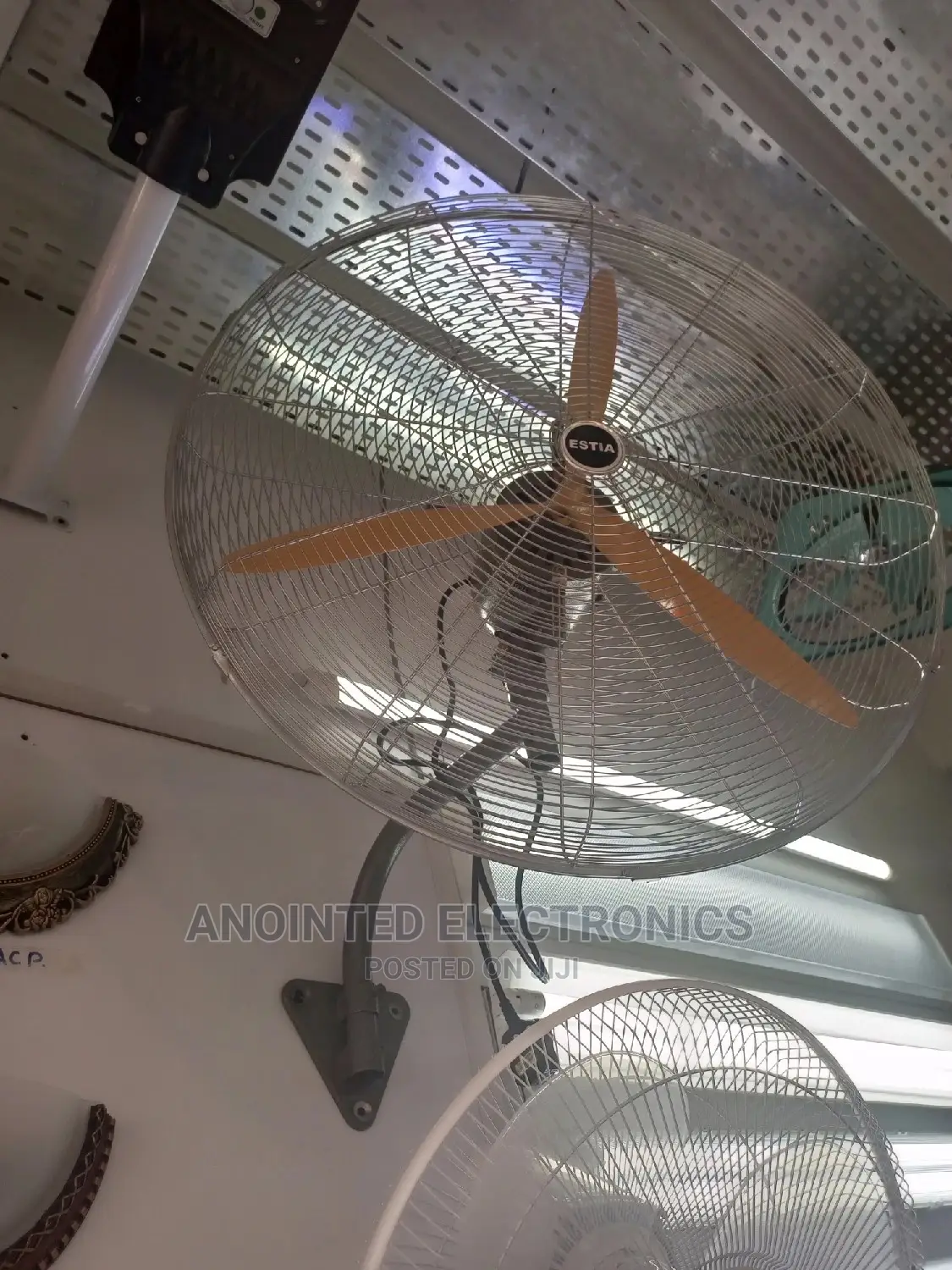Industrial Wall 30" Fans