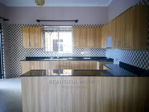 Furnished 2bdrm Condo in Bukoto, Central Division for Sale