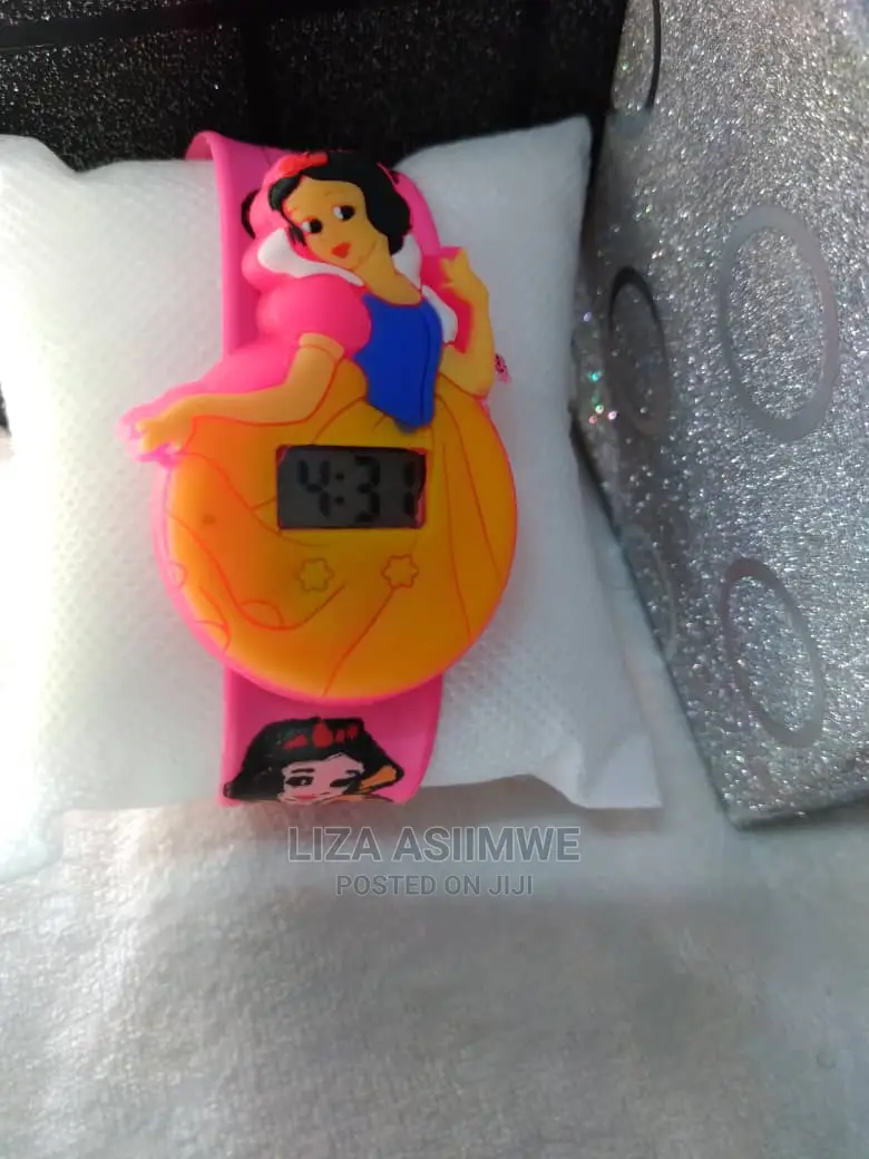 Kids Watches Available (Snow White)