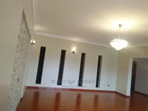 6bdrm Bungalow in Makindye for Sale