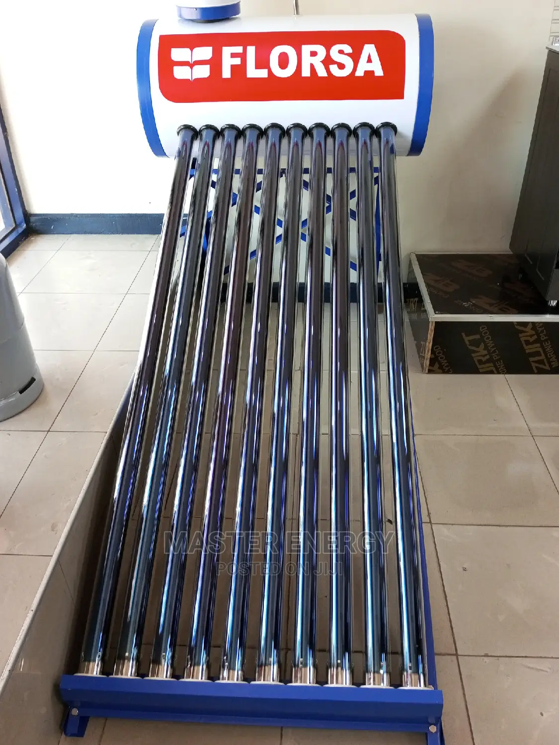 100 Litres Solar Water Heaters