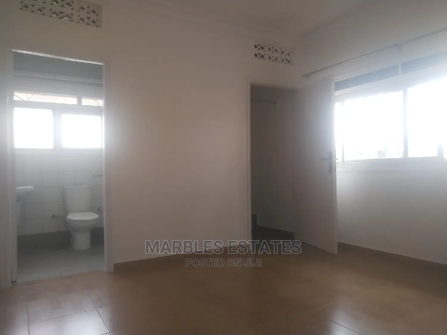 3bdrm Bungalow in Kololo, Central Division for Rent