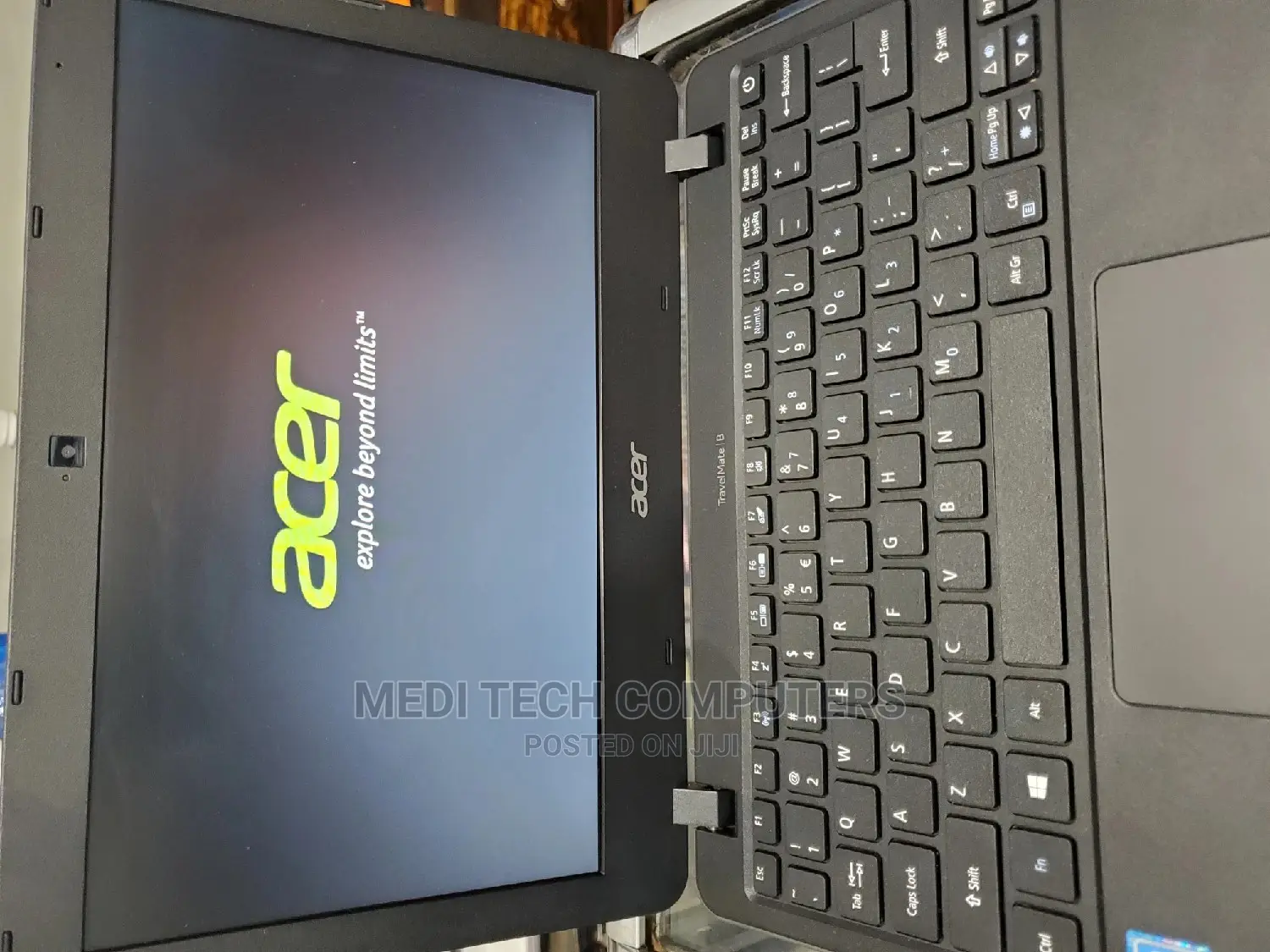 Laptop Acer TravelMate B 4GB Intel Celeron HDD 320GB