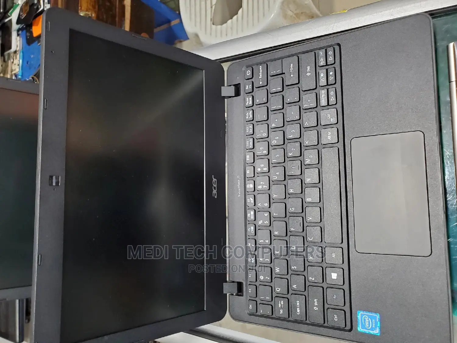 Laptop Acer TravelMate B 4GB Intel Celeron HDD 320GB