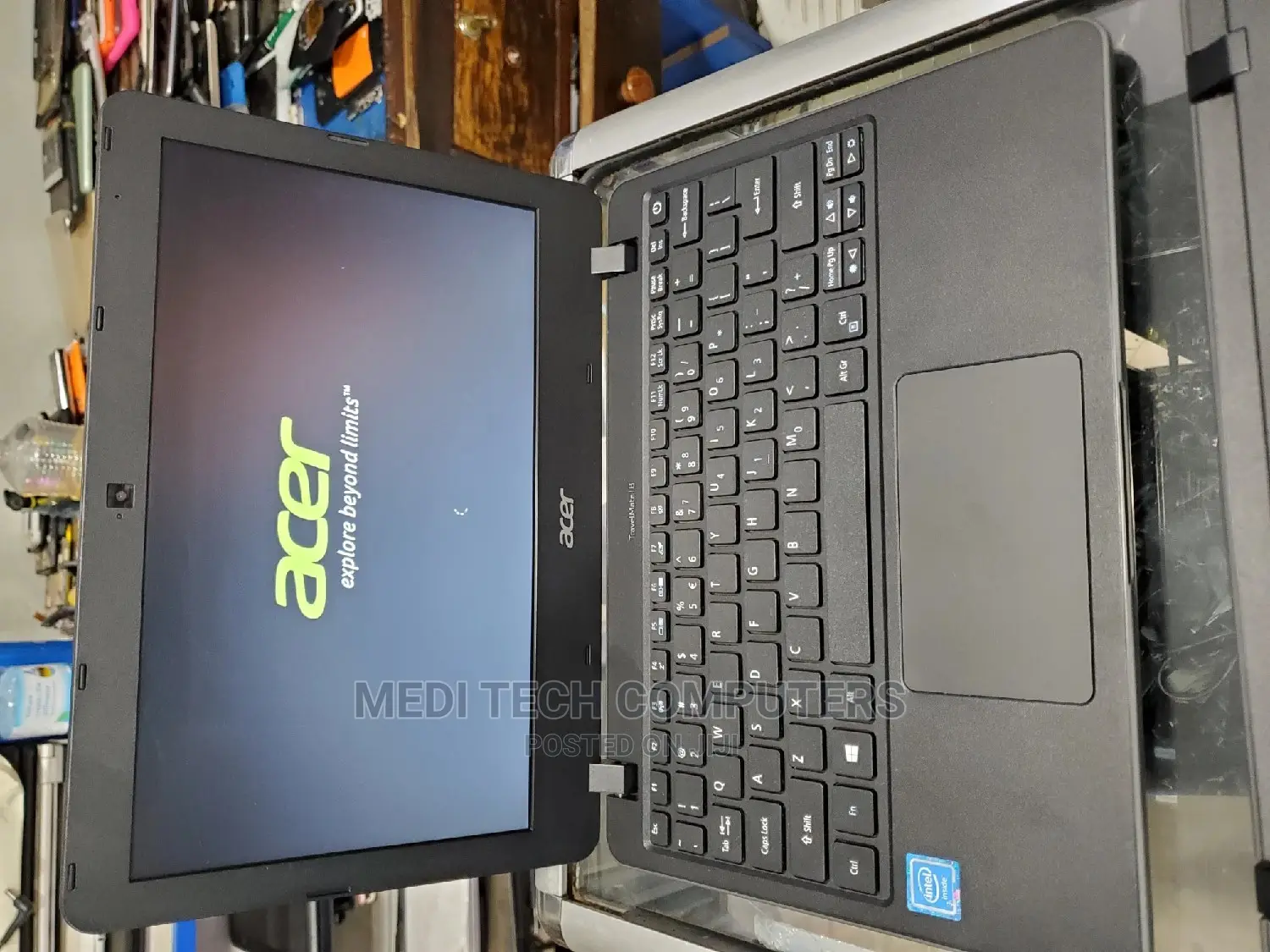 Laptop Acer TravelMate B 4GB Intel Celeron HDD 320GB