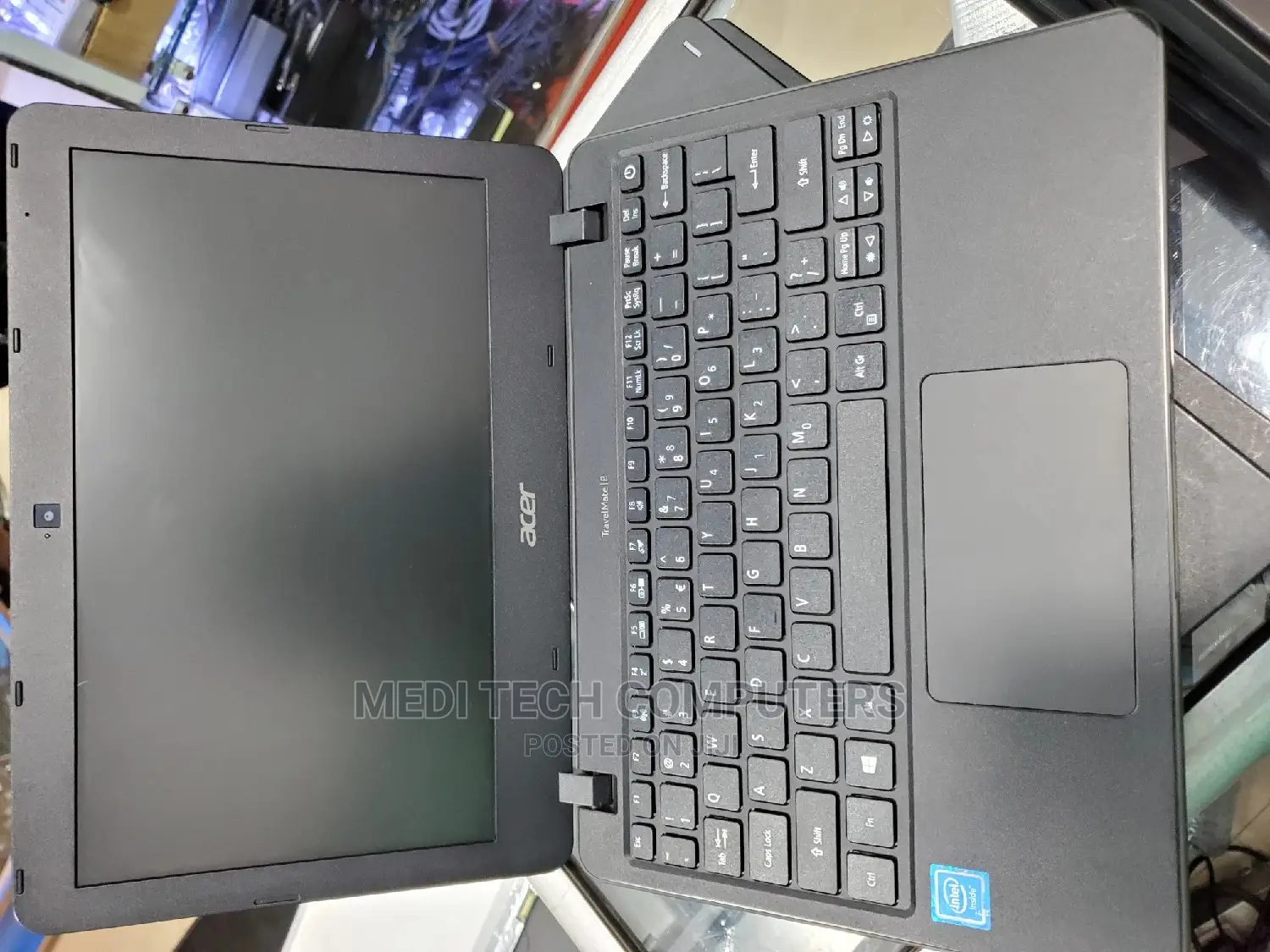 Laptop Acer TravelMate B 4GB Intel Celeron HDD 320GB