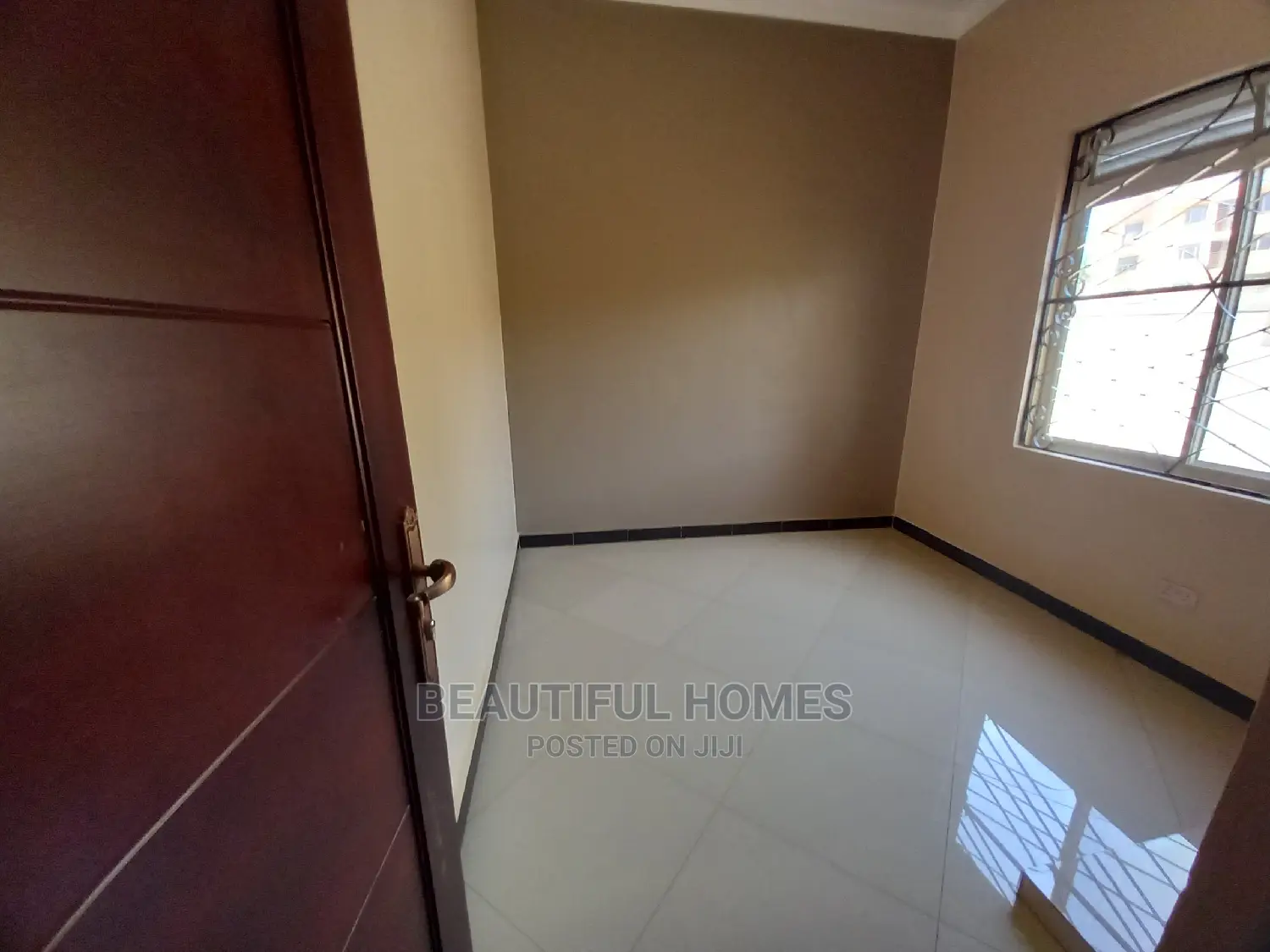 Furnished 4bdrm House in Kira Mamerito Road for Sale