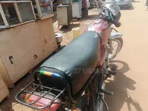 New Bajaj Boxer 2018