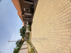 Furnished 4bdrm Bungalow in Kira Mamemerito for Sale