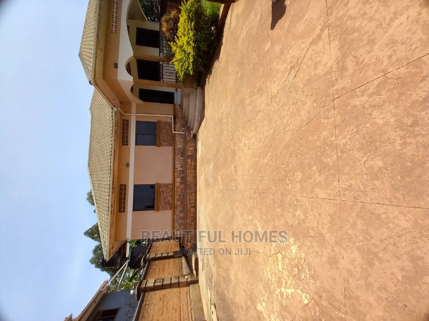 Furnished 4bdrm Bungalow in Kira Modern Estate for Sale
