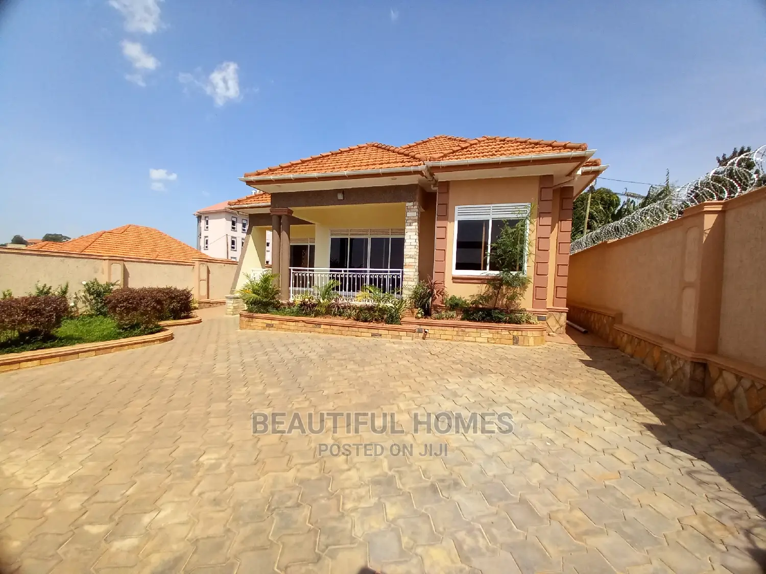 Furnished 4bdrm House in Kira Executive for Sale