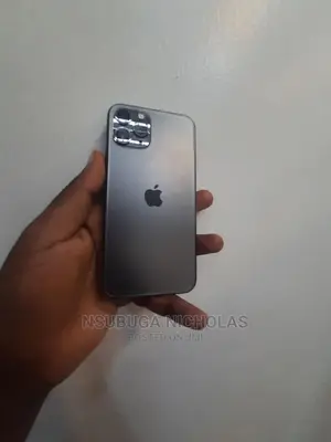 Apple iPhone 11 Pro 64 GB Gray