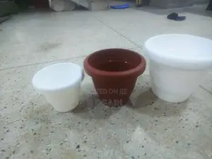 Plastic Flower Pots