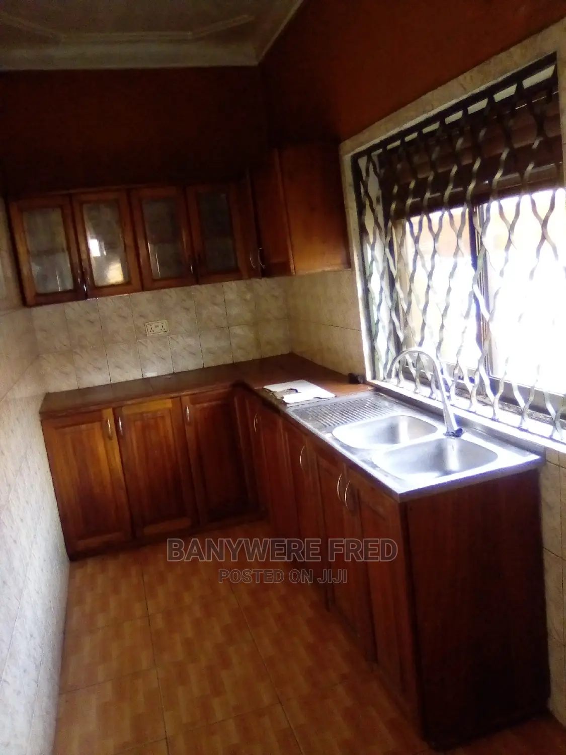 Furnished 3bdrm Apartment in Mbalwa Estate, Kira for Rent