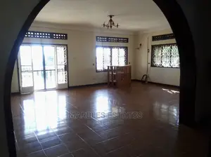 10bdrm House in Mbuya, Central Division for Rent