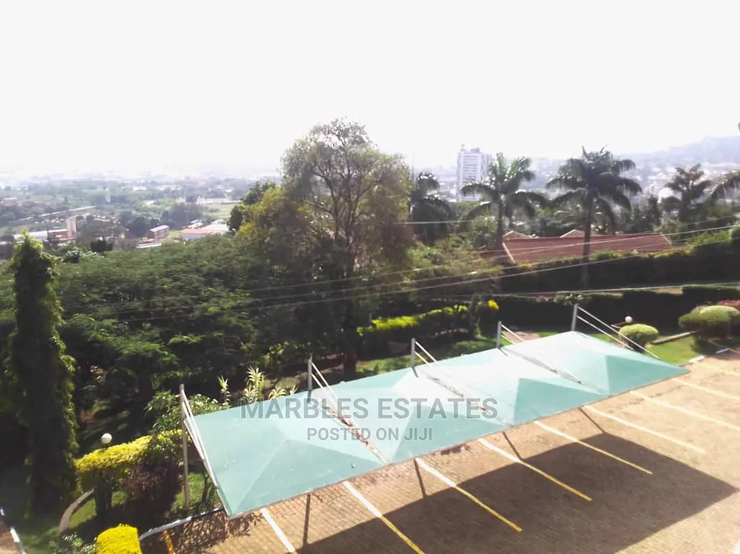 10bdrm House in Mbuya, Central Division for Rent