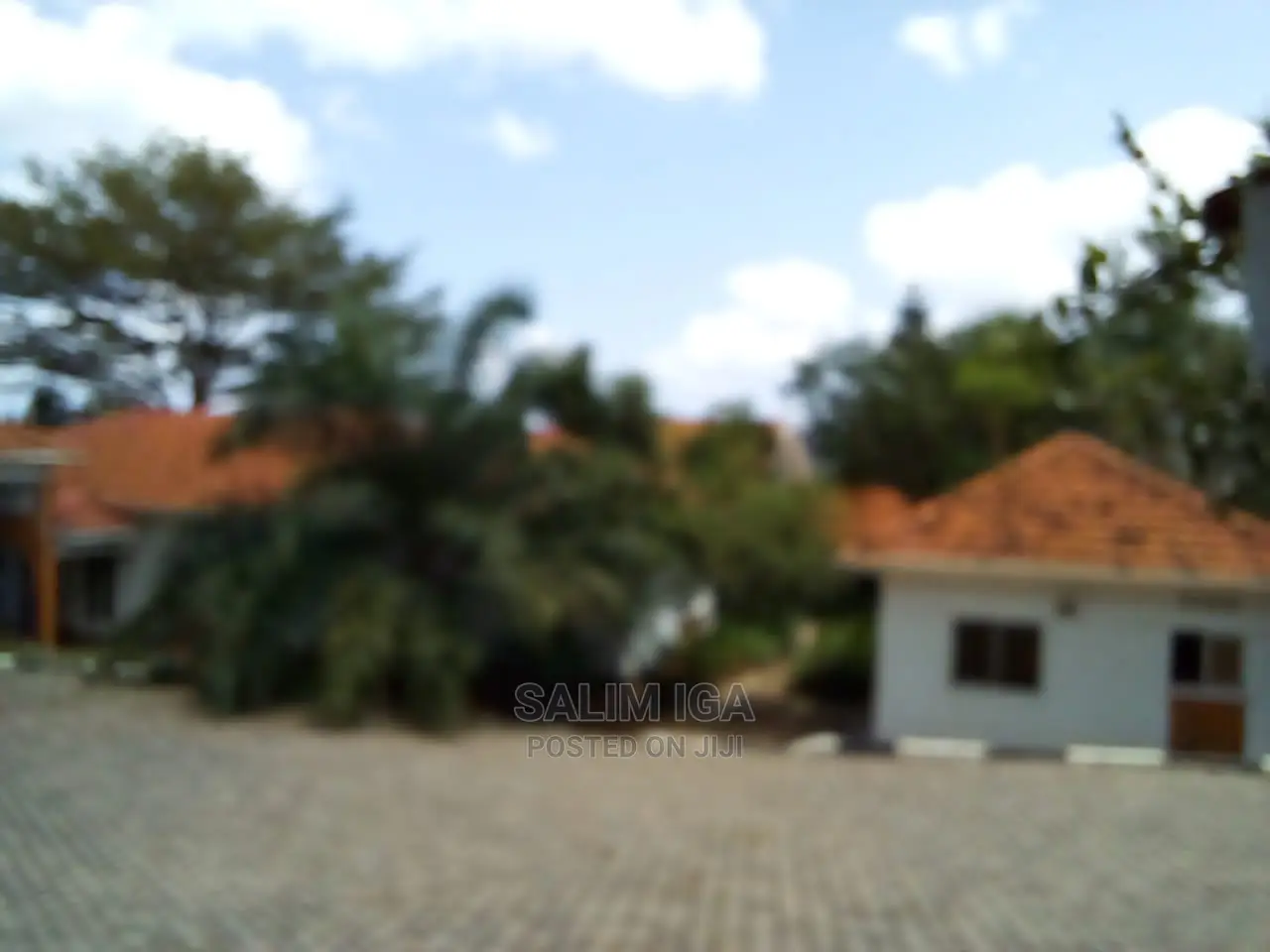 4bdrm Bungalow in Kololo Property, Central Division for Rent
