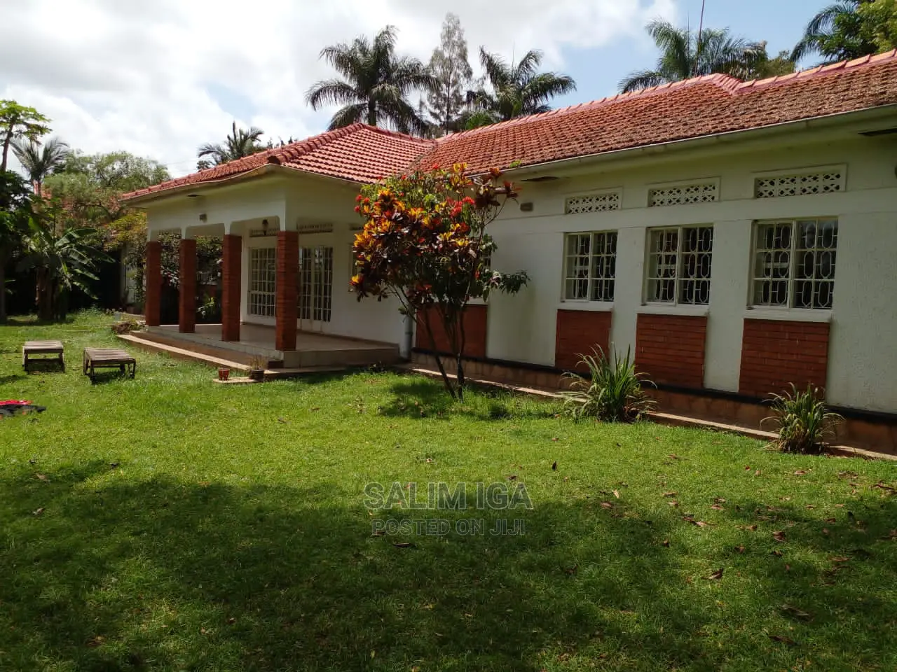 4bdrm Bungalow in Kololo Property, Central Division for Rent