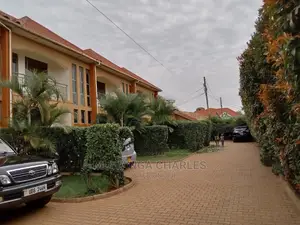 3bdrm Duplex in Fs Properties Ltd, Central Division for rent