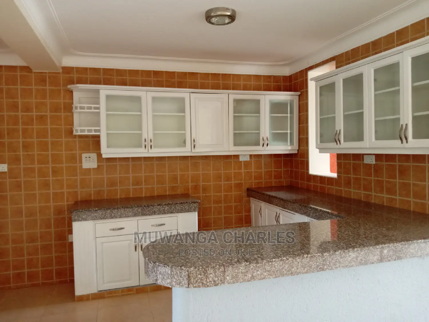 3bdrm Duplex in Fs Properties Ltd, Central Division for rent