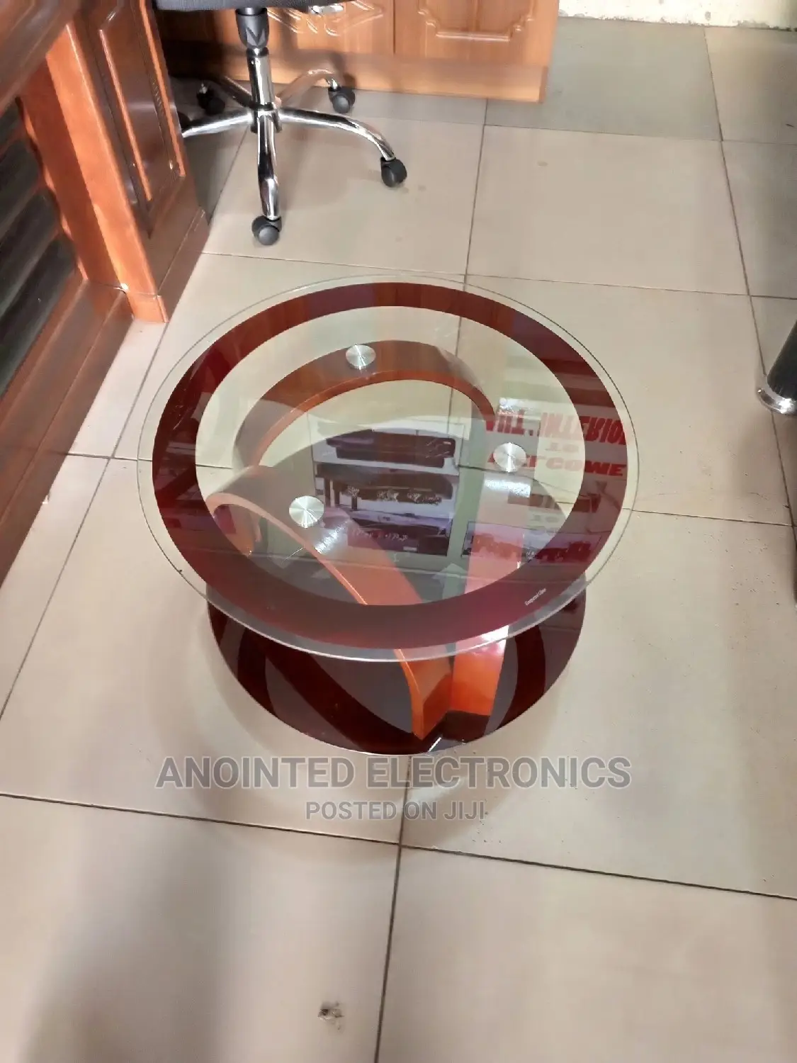 Executive Round Glass Table
