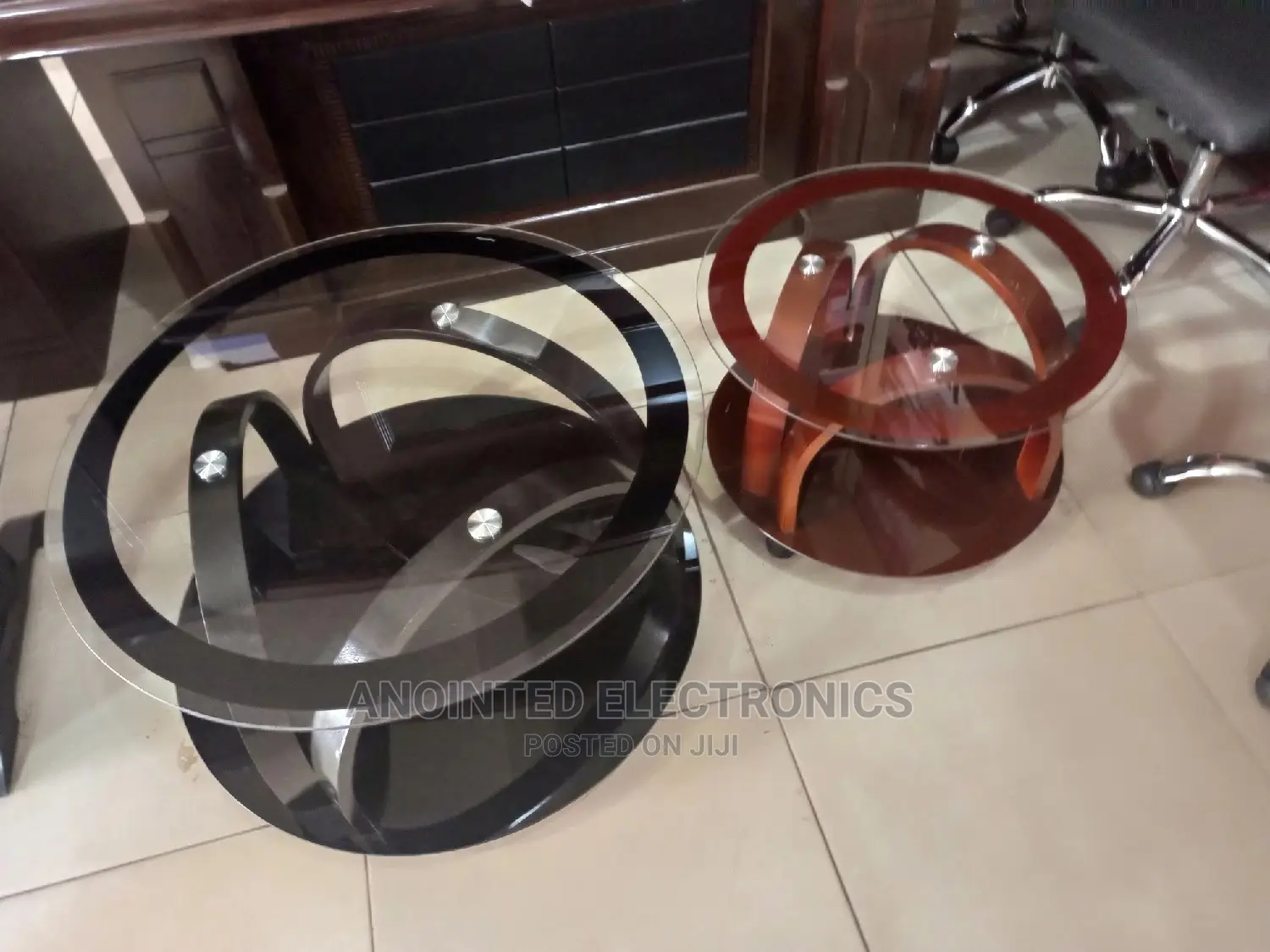 Glass Round Table