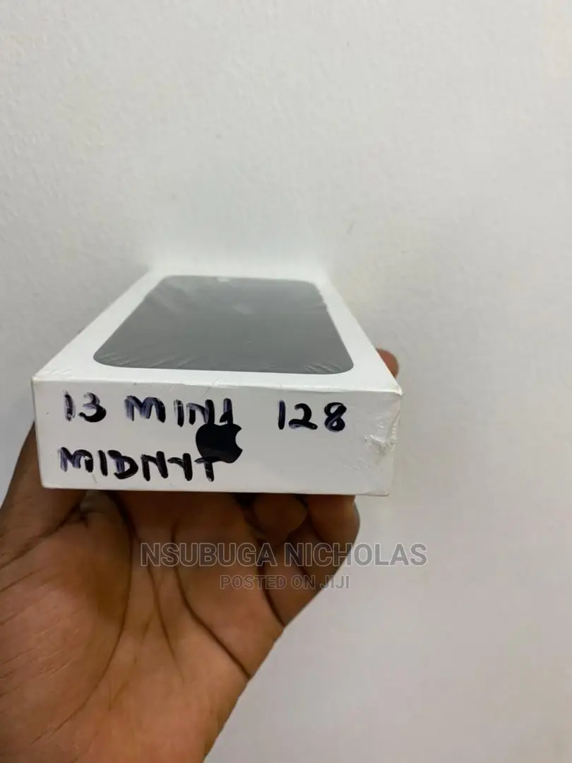 New Apple iPhone 13 Mini 128 GB Black