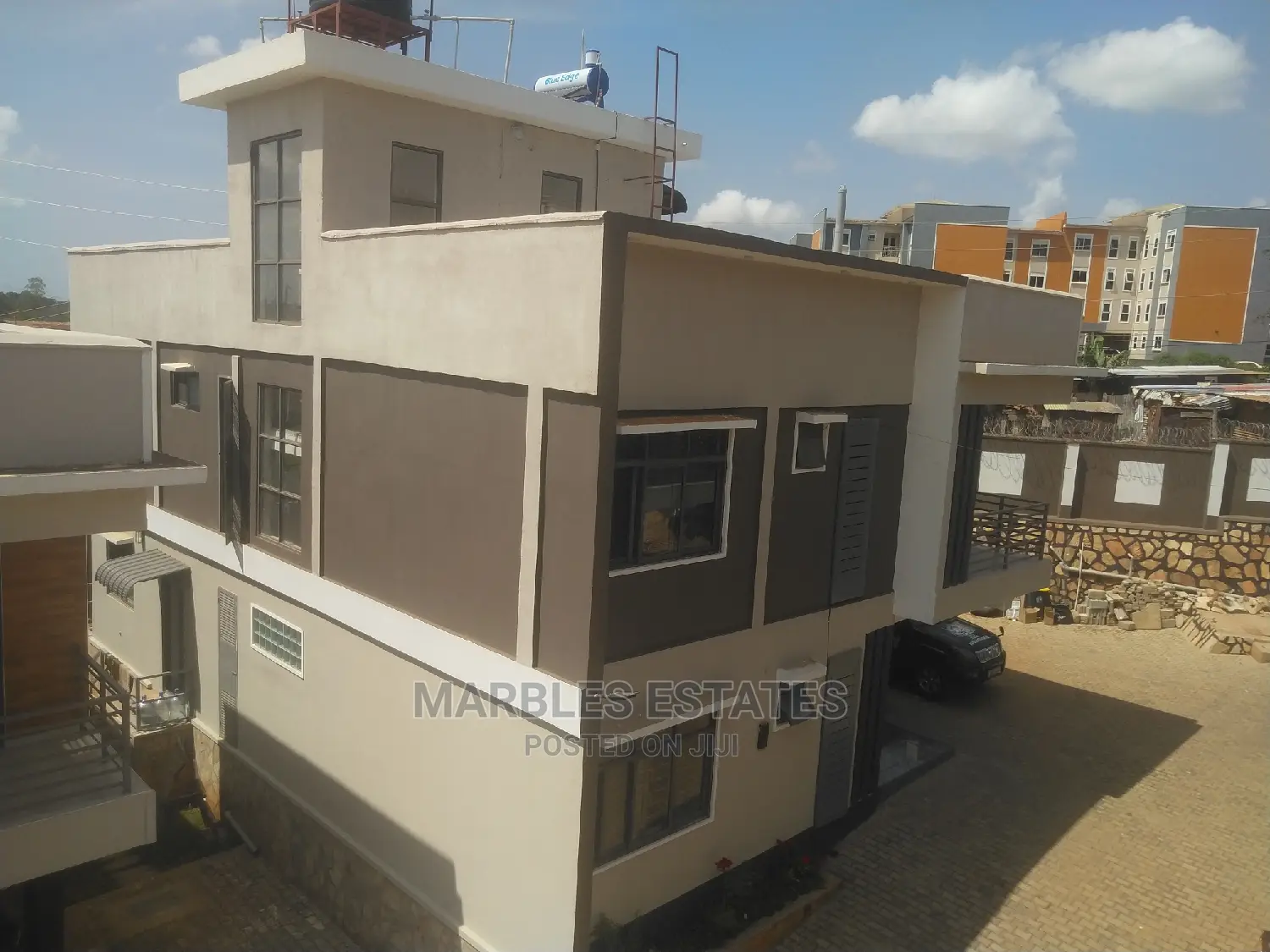 4bdrm Townhouse/Terrace in Naguru, Central Division for Sale