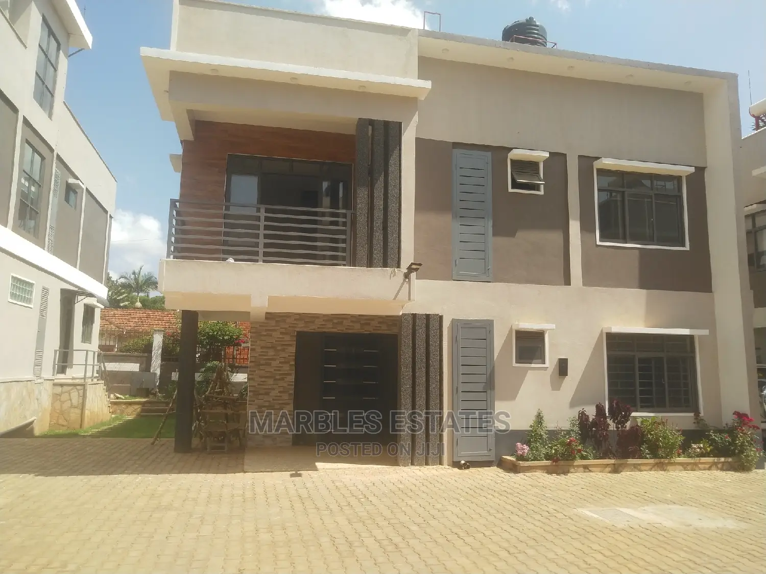4bdrm Townhouse/Terrace in Naguru, Central Division for Sale