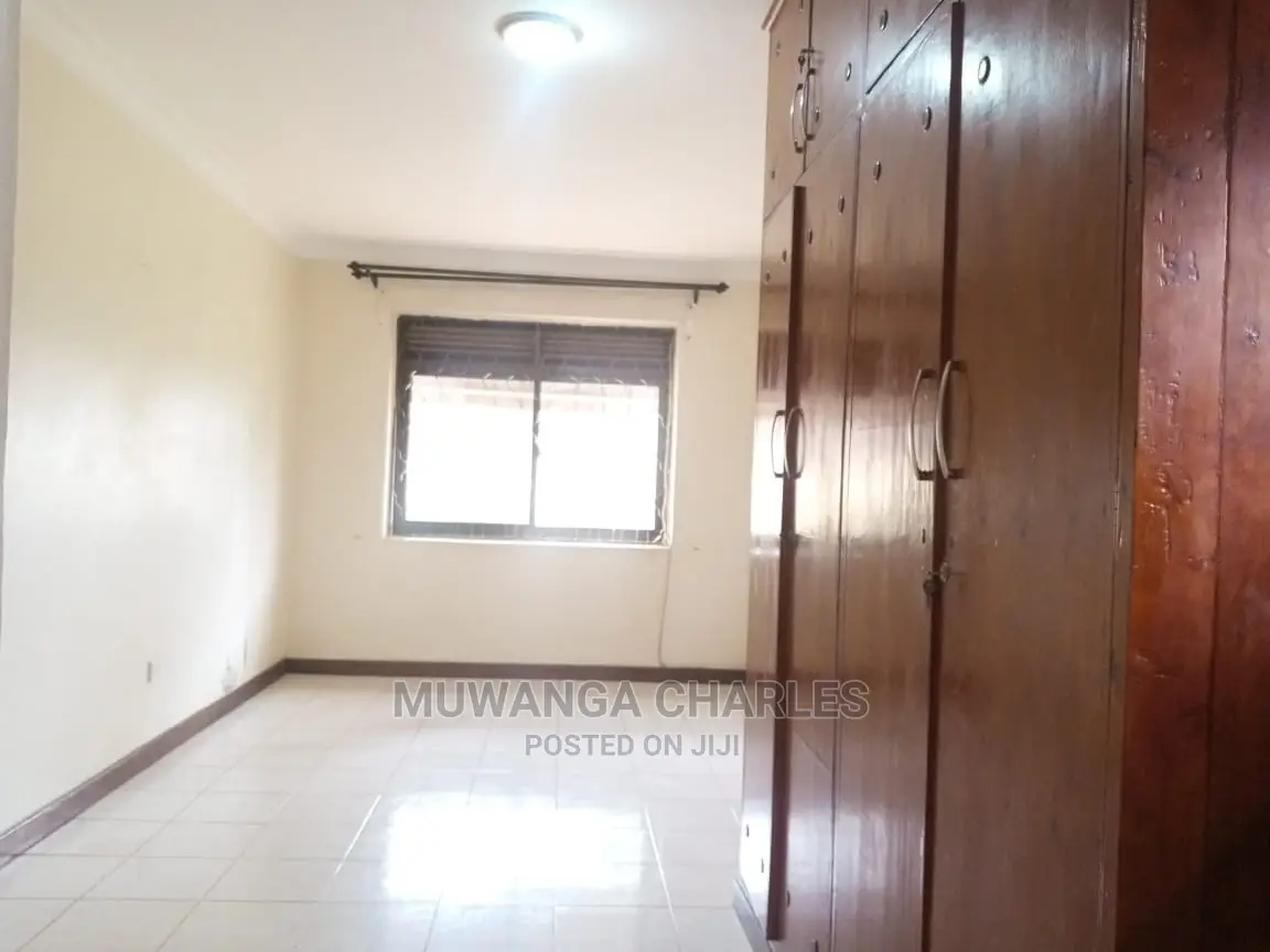 5bdrm Duplex in Fs Properties Ltd, Central Division for Rent