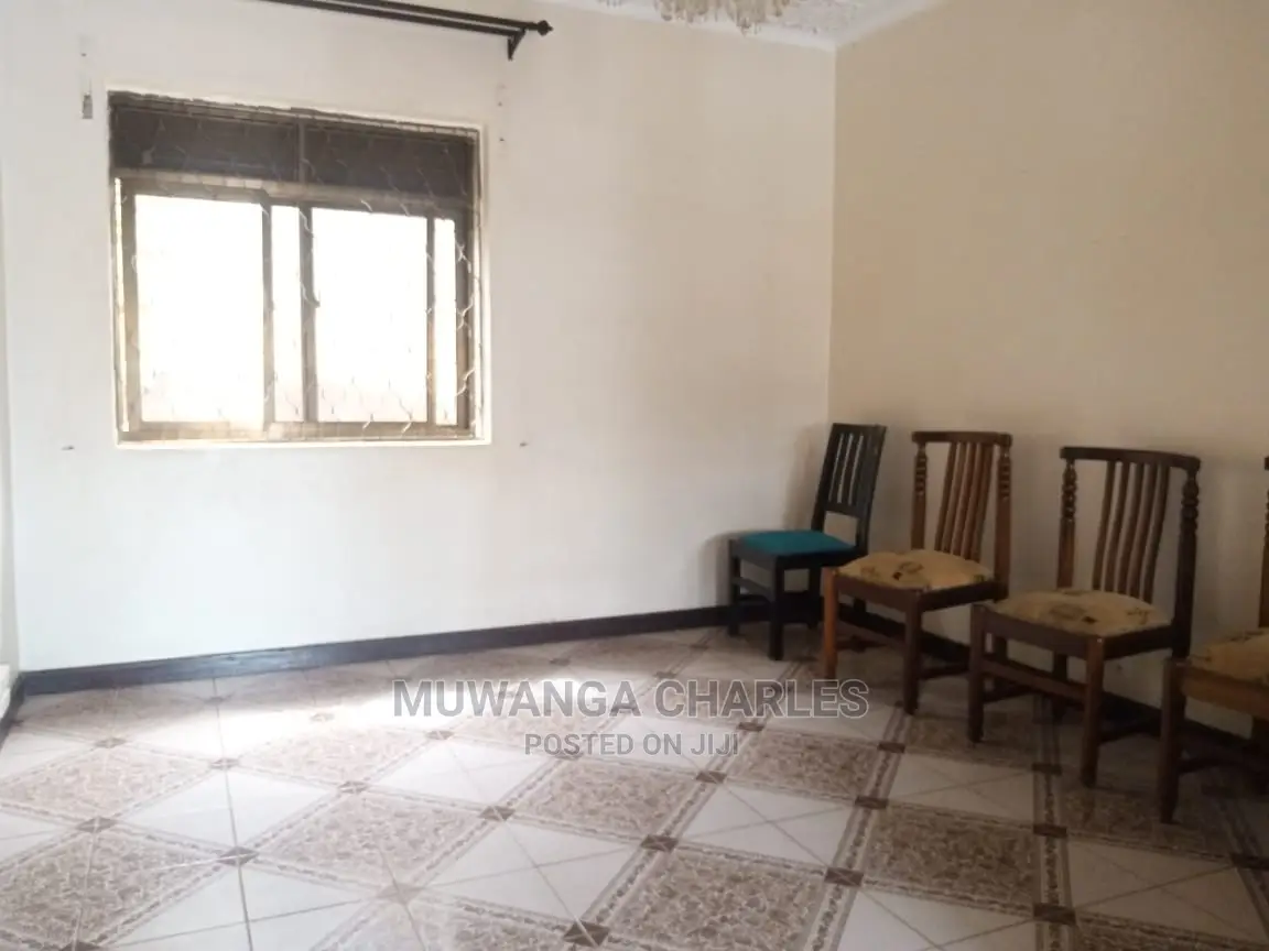 5bdrm Duplex in Fs Properties Ltd, Central Division for Rent