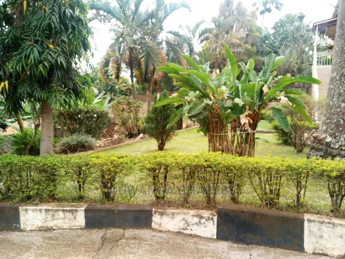5bdrm Duplex in Fs Properties Ltd, Central Division for Rent