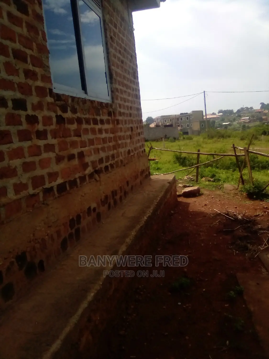 Furnished 3bdrm Bungalow in Kira for Sale